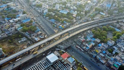 ఎల్బీ నగర్ చౌరస్తాకు శ్రీకాంతాచారి పేరు.. మెట్రోను ఎయిర్పోర్టు వరకు తీసుకెళ్తాం: మంత్రి కేటీఆర్