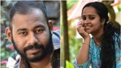 'കഴുത്തിൽ ഷാൾ മുറുക്കി, ആത്മഹത്യയെന്ന് വരുത്തി തീർക്കാൻ കൈത്തണ്ട മുറിച്ചു'; അനുമോളെ കൊന്നതെങ്ങനെയെന്ന് ബിജേഷ്