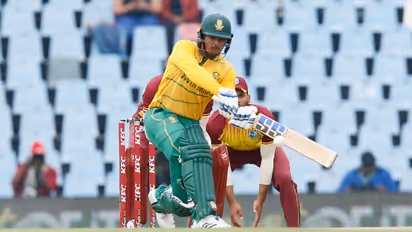 டி காக் சதம்; தென்னாப்பிரிக்கா காட்டுத்தனமான பேட்டிங்! டி20-யில் மிகப்பெரிய ரன் சேஸிங்கை செய்து வரலாற்று சாதனை