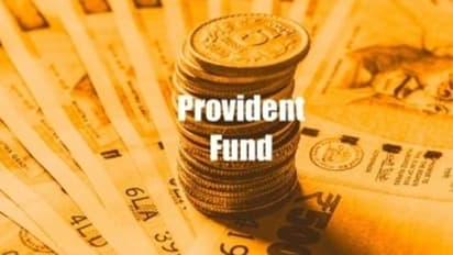 Breaking :  தொழிலாளர் வருங்கால வைப்பு நிதிக்கான வட்டி விகிதம் 8.15% ஆக உயர்வு!!