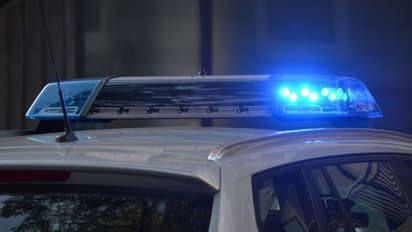 Saudi Arabia Accident : சவுதி அரேபியாவில் பேருந்து கவிழ்ந்து விபத்து.. 20 பேர் பலியான அதிர்ச்சி சம்பவம்