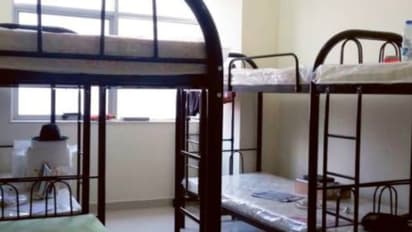 പ്രവാസികള്‍ ശ്രദ്ധിക്കുക; ബാച്ച്ലര്‍ റൂമുകളില്‍ അധികൃതരുടെ പരിശോധന