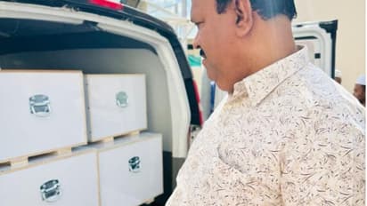 പ്രവാസിയുടെ മരണത്തില് പോലും തനിക്കെന്ത് കിട്ടുമെന്നാണ് ചിന്ത; ഉള്ളുപൊള്ളുന്ന ആ അനുഭവം സോഷ്യല് മീഡിയയില്