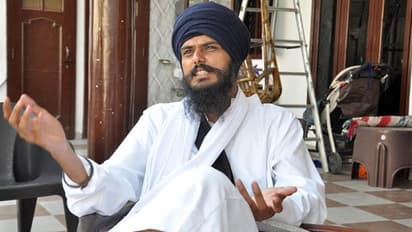 amritpal singh may surrender in front of golden temple amritsir high alert punjab police