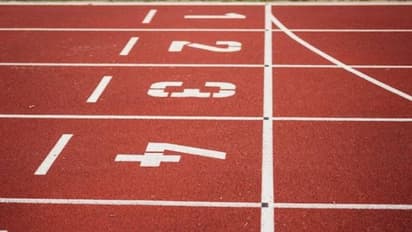 റിക്രൂട്ട്മെൻറ് പരീക്ഷയുടെ ശാരീരിക പരിശോധനയ്ക്കിടയിൽ യുവാവ് ഉറങ്ങിപ്പോയി; ഉറക്കം ഉണർന്നത് മത്സരം കഴിഞ്ഞപ്പോൾ