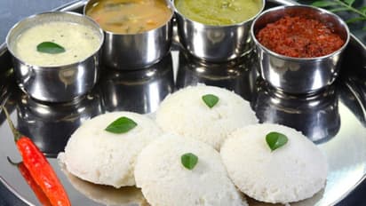 ഒരു വര്ഷം ഇഡ്ഡലി വാങ്ങാന് മാത്രമായി യുവാവ് ചെലവാക്കിയത് 6 ലക്ഷം രൂപ