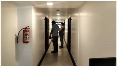 മംഗളൂരുവിൽ നാലംഗകുടുംബം ഹോട്ടൽ മുറിയിൽ മരിച്ച നിലയിൽ