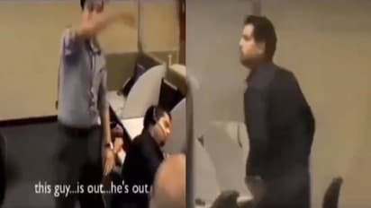 ഓഫീസിൽ ജോലിക്കിടയിൽ ഉറങ്ങിപ്പോയ ജീവനക്കാരന് സഹപ്രവർത്തകർ നൽകിയ പണി; വൈറലായി വീഡിയോ