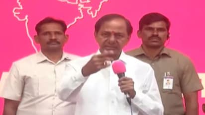 కేసీఆర్ ప్రసంగం లైవ్ మధ్యలోనే కట్.. ఆయన ఆదేశంతోనే నిలిపివేత.. కారణమేంటి..?