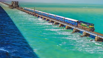 ராமேஸ்வரத்தில் இருந்து இலங்கைக்கு பயணிகள் கப்பல் - அமைச்சர் எ.வா. வேலு அறிவிப்பு