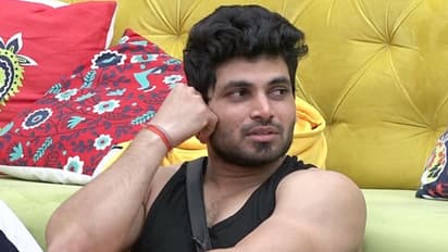 என்னோடு நைட்டு வந்தவங்க இப்போ டாப் ஹீரோவா இருக்காங்க... படுக்கைக்கு அழைத்த பெண் குறித்து பிரபல நடிகர் ஓபன்டாக்