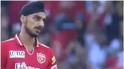 അവൻ്റെ കണ്ണിൽ എന്തോ തീക്ഷണതയോടെ കത്തുന്നു! യുവതാരത്തെ രൂക്ഷമായി നോക്കി അർഷ്‍ദീപ്, വീഡിയോ വൈറൽ