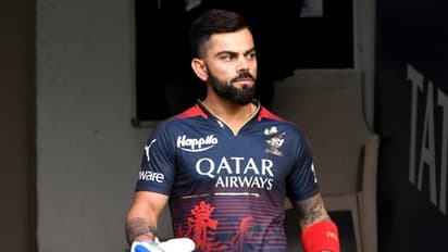 കിംഗ്-ഹിറ്റ്‌മാന്‍ പോരിന് ടോസ് വീണു; ആവേശം പ്ലേയിംഗ് ഇലവനുകള്‍ 