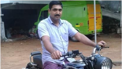 കൊലപാതക ശേഷം ഷർട്ടില്ലാതെ രക്ഷപ്പെട്ടു, മൊബൈൽ ഉപേക്ഷിച്ചു; പൊലീസ് കണക്കുകൂട്ടി കാത്തിരുന്ന് സുധീഷിനെ പിടികൂടി