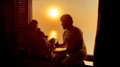 நயன் மகன்களின் பெயருக்கு இதுதான் அர்த்தமா! முதன்முறையாக குழந்தைகளின் முகம்தெரிய கியூட் போட்டோ வெளியிட்ட விக்கி