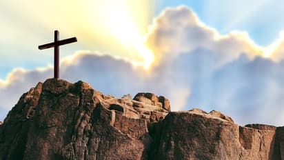 Easter 2023 : ഉയിർത്തെഴുന്നേൽപ്പ് സന്ദേശവുമായി ഈസ്റ്റർ; ചരിത്രവും പ്രാധാന്യവും