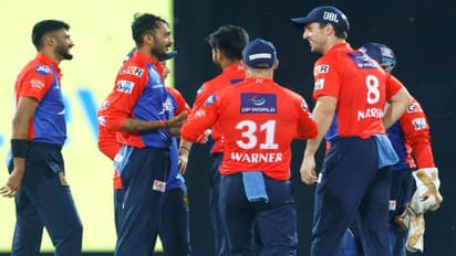 തുടര് തോല്വികള്ക്ക് പിന്നാലെ ഡല്ഹിക്ക് അടുത്ത തിരിച്ചടി, വിവാഹിതനാവാനായി സൂപ്പര് താരം മടങ്ങുന്നു