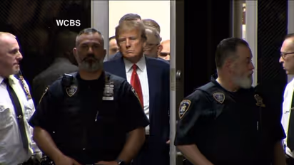 ബന്ധം പുറത്തുപറയാതിരിക്കാൻ പോണ്‍ താരത്തിന് പണം നല്‍കിയ കേസ്; ഡോണള്‍ഡ് ട്രംപ് കോടതിയിൽ കീഴടങ്ങി