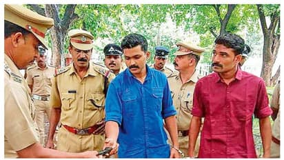 പിഎസ് സി  പരീക്ഷാ തട്ടിപ്പ് കേസ്; 6 പ്രതികൾ, നാലര വർഷത്തിന് ശേഷം കുറ്റപത്രം, തിങ്കളാഴ്ച സമർപ്പിക്കും