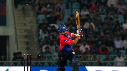 ഫോം കണ്ടെത്തണമെങ്കില്‍ അവരെ കണ്ട് പഠിക്കൂ! പൃഥ്വി ഷാ മാതൃകയാക്കേണ്ട താരങ്ങളെ കുറിച്ച് വിരേന്ദര്‍ സെവാഗ്