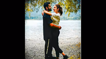 உன்னுடைய பைத்தியக்காரத்தனத்தின் மூலமாக உன்னை நேசிக்கிறேன் -மனைவிக்கு பிறந்தநாள் வாழ்த்து சொன்ன விராட் கோலி!