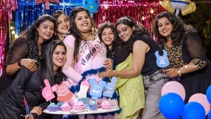 അടുത്ത സുഹൃത്തുക്കൾക്കൊപ്പം ബേബി ഷവർ ആഘോഷമാക്കി സ്നേഹ ശ്രീകുമാർ