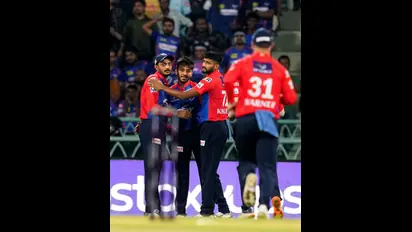 ഗുജറാത്തിനെതിരെ അക്സര്‍ പട്ടേല്‍ പന്തെറിയാതിരുന്നതിന് പിന്നിലെ യഥാര്‍ത്ഥ കാരണം വ്യക്തമാക്കി ഡേവിഡ് വാര്‍ണര്‍