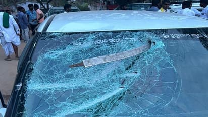 ಯಾದಗಿರಿ: ಬಿಜೆಪಿ-ಕಾಂಗ್ರೆಸ್ ಕಾರ್ಯಕರ್ತರ ಮಧ್ಯೆ ಗಲಾಟೆ, ಕಲ್ಲು ತೂರಾಟ, ಉದ್ವಿಗ್ನ ವಾತಾವರಣ