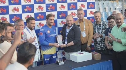 IPL 2023:தோனி அடித்த சிக்ஸர் விழுந்த இடத்தில் நினைவுச் சின்னம்;5 சீட்டை காலி செய்து வேலையை தொடங்கிய நிர்வாகம்!