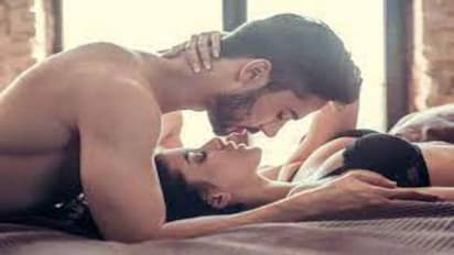 ಲೈಂಗಿಕ ಜೀವನ ಎಂಜಾಯ್ ಮಾಡಬೇಕಂದ್ರೆ ಸಂಗಾತಿಯ ಪ್ಲೆಜರ್ ಪಾಯಿಂಟ್ ತಿಳ್ಕೊಳಿ… 