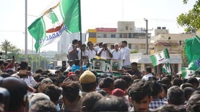 ಕೊನೆಗೂ ಹಾಸನ ಟಿಕೆಟ್ ನಿರ್ಧಾರ ಪ್ರಕಟಿಸಿದ ಕುಮಾರಸ್ವಾಮಿ: ಬ್ಲಾಕ್ಮೇಲ್ಗೆ ಬಗ್ಗೋದಿಲ್ಲ