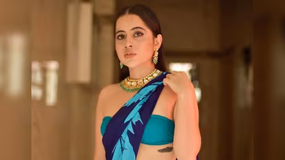 Style icon Urfi Javed gives clarification on her controversial 'Ranbir bhaad me jaye' remark