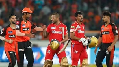 முதல் வெற்றியை பதிவு செய்த சன்ரைசர்ஸ் ஹைதராபாத் அணி… 8 விக்கெட்டுகள் வித்தியாசத்தில் வெற்றி!!