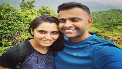 ಭಾಗ್ಯಲಕ್ಷ್ಮೀ ಸೀರಿಯಲ್ ನಟ ತಾಂಡವ್ ರಿಯಲ್ ಪತ್ನಿ ಖ್ಯಾತ ನಟಿ ಅನ್ನೋದು ಗೊತ್ತಾ? 