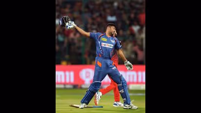 உணர்ச்சிவசப்பட்டு ஹெல்மெட்டை தூக்கி எறிந்தது எனது தவறு தான் – ஆவேஷ் கான்!