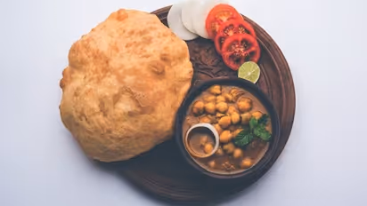 How to make perfect and fluffy bhatura at home