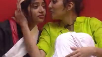 'എനിക്ക് ഉമ്മ തരുമോ', സെറീനയുടെ പിണക്കം മാറ്റുന്ന റെനീഷ- വീഡിയോ പുറത്ത്