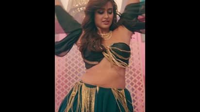 திருமணத்திற்கு முன்பே கர்ப்பம்! வயிறு பெரிதாகி எப்படி இருக்கிறார் பாருங்க இலியானா... வைரலாகும் போட்டோஸ்!