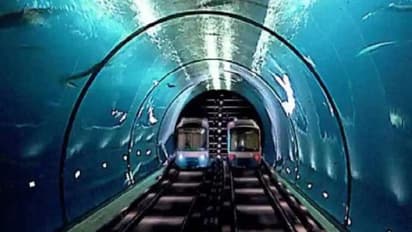 கொல்கத்தாவில் முதல் முறையாக ஆற்றுக்கு அடியில் மெட்ரோ ரயில்!