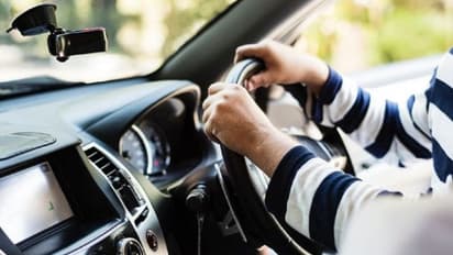 'ഡ്രൈവിംഗ് എങ്ങനെ സന്തോഷകരമായ അനുഭവമാക്കാം...'; 11 ഡ്രൈവിംഗ് ടിപ്പുകള്‍