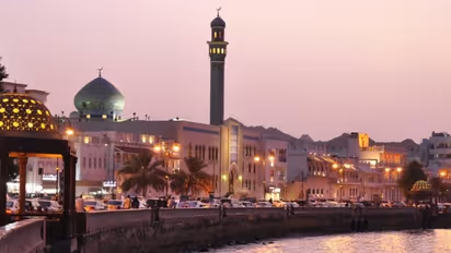 ആകെ മൂന്ന് ദിവസം, ഒമാനിൽ പൊതു അവധി പ്രഖ്യാപിച്ചു