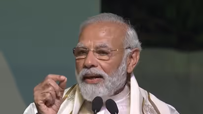 ప్రజల సొమ్మును పార్టీల విస్తరణ కోసం కాకుండా దేశాభివృద్ధికి ఉపయోగించాలే చూడాలి - బ్యూరోక్రాట్లకు ప్రధాని సలహా