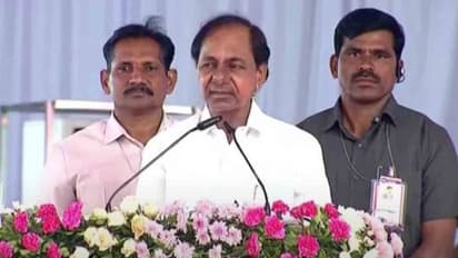 జనగామాలో కేసీఆర్ లౌకిక వచనాలు.. కాంగ్రెస్ ఎఫెక్టేనా?