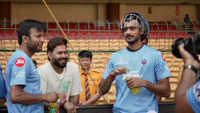 ടീമിനെ വല്ലാണ്ട് മിസ്സ് ചെയ്യുന്നു; ക്യാപിറ്റല്‍സിന് പിന്തുണയുമായി റിഷഭ് പന്ത് ബെംഗളൂരുവില്‍