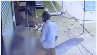 കടവരാന്തയിൽ കിടന്നുറങ്ങിയ ആളെ തലയിൽ കല്ലെടുത്തിട്ട് കൊല്ലാൻ ശ്രമിച്ച സംഭവം; യുവാവ് മരിച്ചു