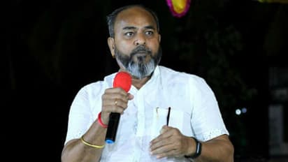 ಗ್ಯಾರಂಟಿ ಯೋಜನೆಗೆ ಹಣ ಹೊಂದಿಸಲು ಮದ್ಯದ ದರ ಹೆಚ್ಚಳ: ರಮೇಶ ಕತ್ತಿ