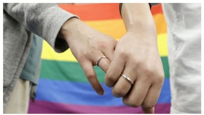 സ്വവർഗ്ഗ വിവാഹങ്ങൾക്ക് നിയമസാധുത സംബന്ധിച്ച ഹർജി: സംസ്ഥാനങ്ങളുടെ നിലപാട് തേടി കേന്ദ്രം