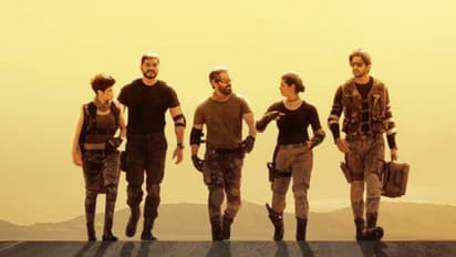 ഗൗതം വാസുദേവ് മേനോന്റെ സംവിധാനത്തില് വിക്രം നായകൻ, 'ധ്രുവ നച്ചത്തിരം' പുറത്ത്