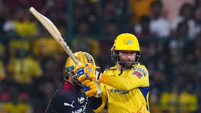 RCB vs CSK: ಇದೇನ್ ಸ್ವಾಮಿ ಬೌಲಿಂಗು..ಆರ್ಸಿಬಿ ಬೌಲರ್ಗಳ ಚಚ್ಚಿದ ಚೆನ್ನೈ, 227 ರನ್ ಟಾರ್ಗೆಟ್!