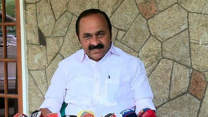 കൊള്ളമുതല് വീതംവെച്ചവരെ സിപിഎം സംരക്ഷിക്കുന്നു;അനില് അക്കരയുടെ ആരോപണം അതീവ ഗൗരവമെന്നും വി ഡി സതീശന്